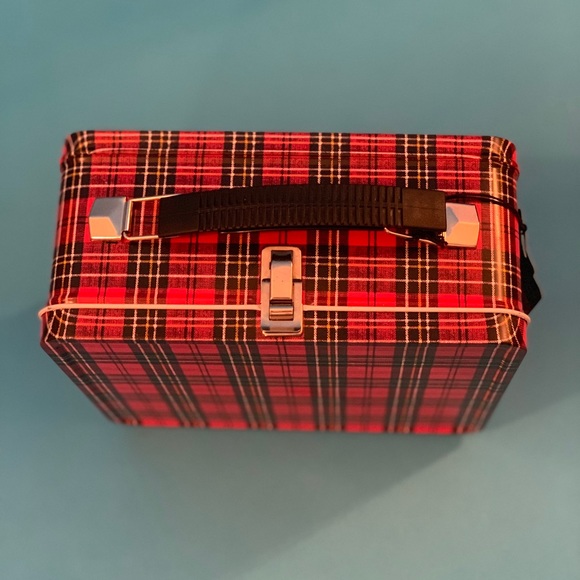 VINTAGE LUNCHBOX - Picture 3 of 4